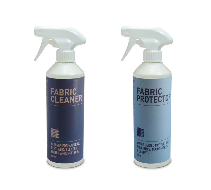 Kuvassa Textile Cleaner ja Textile Protector W -pullot uudistuvalla ulkoasulla.