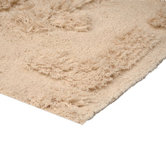 Rennossa bohotyylisessä luonnonvalkoisessa Miio-puuvillanukkamatossa on eläväpintainen nukkapinta.