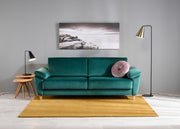 Monika-sohvan verhoiluvalikoimasta löytyy kauniin värisiä verhoiluvaihtoehtoja.