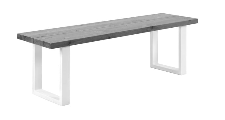 Venla-penkki 150 cm harmaalla mäntyistuimella ja suorilla valkoisilla metallijaloilla.