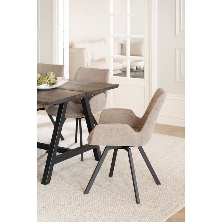 Beige Norwel-tuoli.