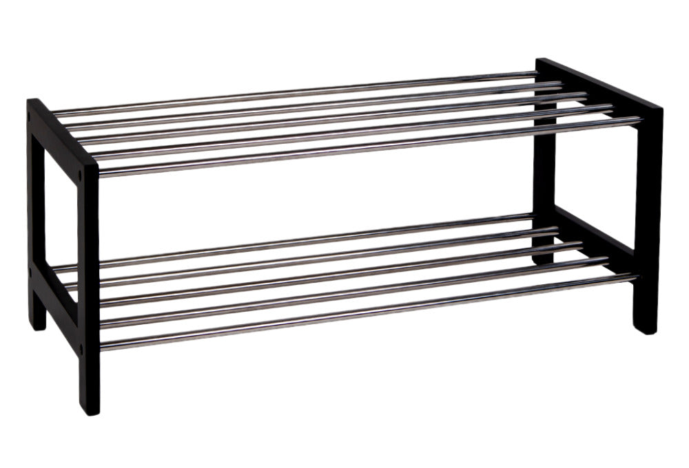 Kaksitasoisella kenkähyllyllä kengät pysyvät järjestyksessä.