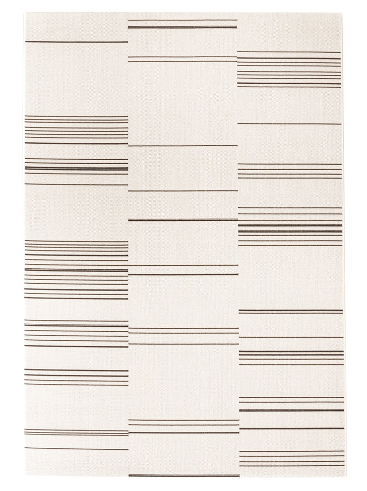 Rytmi-matto on nykyaikainen ja raikas. Kuvan maton väri on valkoinen/musta.