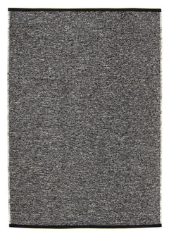 Saima-puuvillamatto mustana.