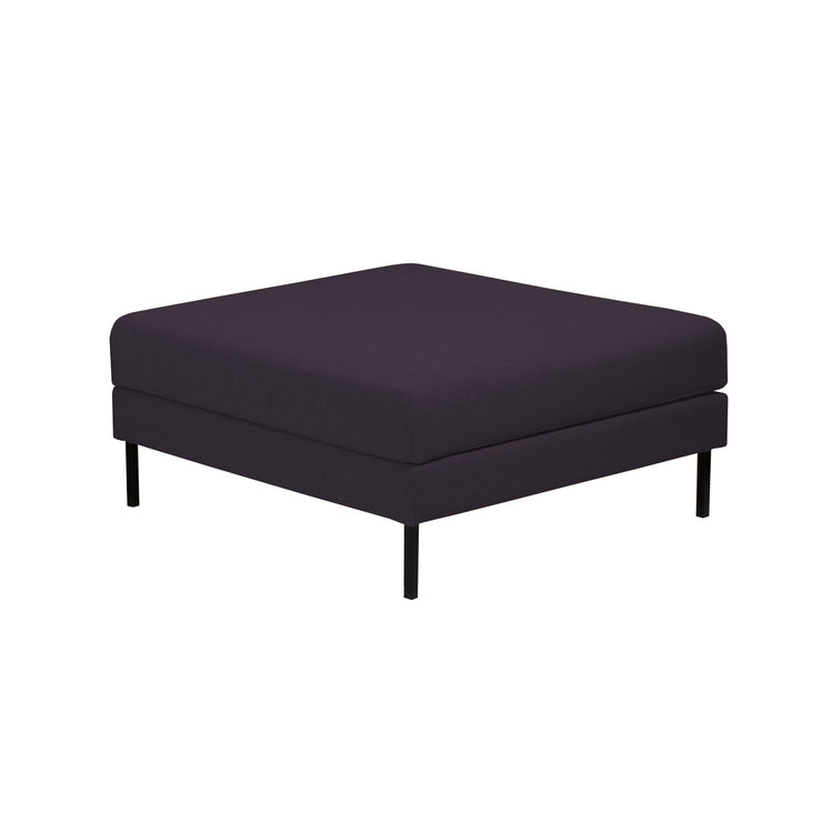 Kuvan Seasons-moduulimalliston rahissa on violetti Lido 51 Lido -kangasverhoilu ja 15 cm korkeat jalat.