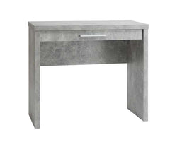 Shape-sarjan kapea työpöytä laatikolla, harmaan betoninvärisenä.