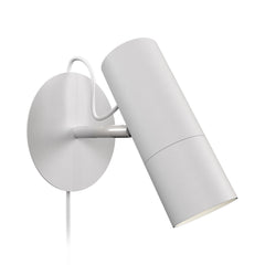 Spot-seinävalaisin mattavalkoisena.