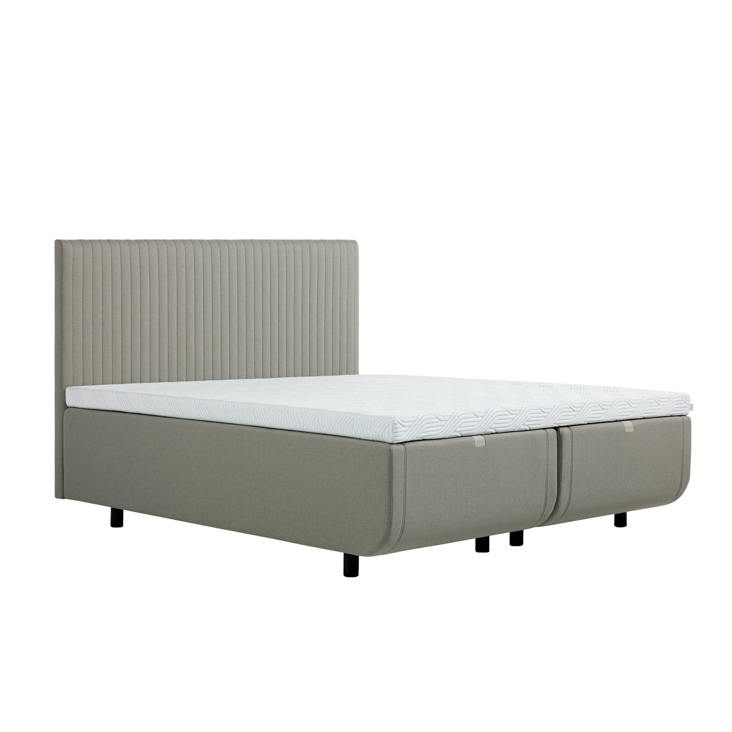 TEMPUR NORTH runkosänky hiekanvärisellä Sand -kangasverhoilulla ja TEMPUR Pro Luxe SmartCool -sijauspatjalla, sekä mustalla jalkasarjalla. Kuvan sängynpääty myydään erikseen.