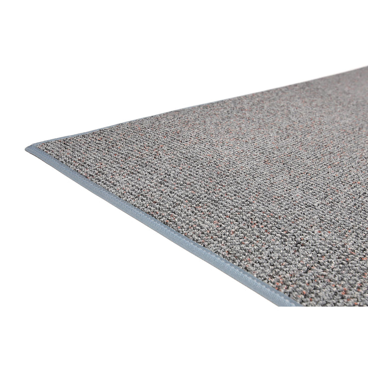 Sileäksi kudottu Tweed-matto on kestävä ja helppohoitoinen. Kuvassa aquan värinen matto.