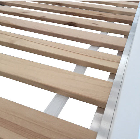 Unipuu-sarjan lastensängyn sälepohja. Sälepohjaa suositellaan riittävän ilmanvaihdon takaamiseksi Unipuu-sängyissä.