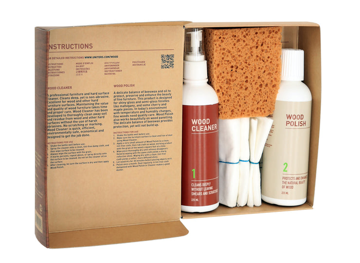 Wood Care -hoitosetillä saat helposti puhdistettua puupintoja ja puisia huonekaluja. Setin sisältämät valmisteet ovat Wood Cleaner -puhdistusaine, sekä Wood Polish -hoito- ja suoja-aine.