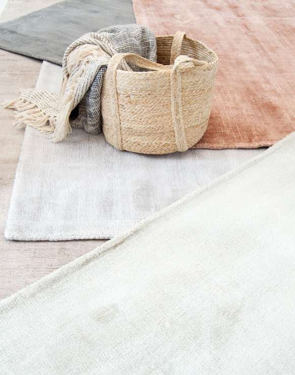 Upea lyhytnukkainen Välke-matto on saatavana useassa eri värivaihtoehdossa.