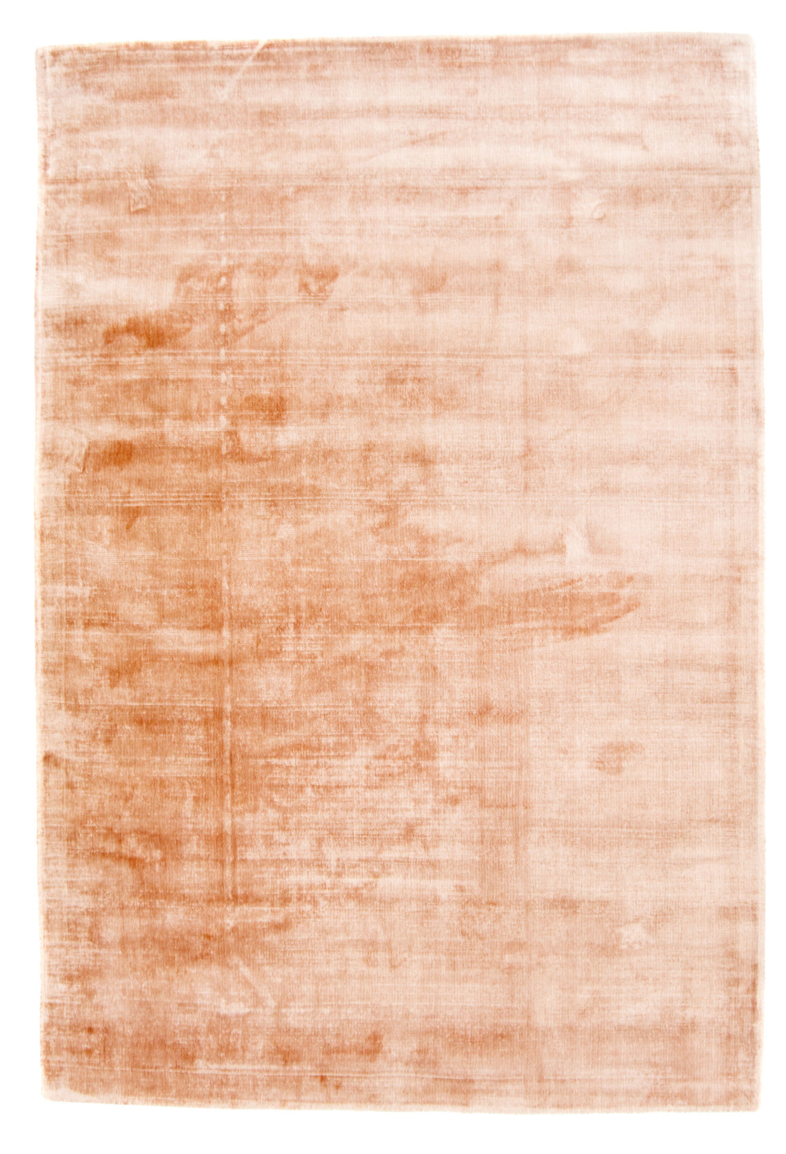 Roosan värinen Välke-matto. Viskoosimatossa on lyhyt valoa taittava nukka.