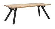 Venla-ruokapöytä 200 x 90 cm antiikinruskealla mäntykannella ja mustilla puujaloilla.