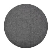 Viita-matto pyöreänä, kuvassa musta väri.
