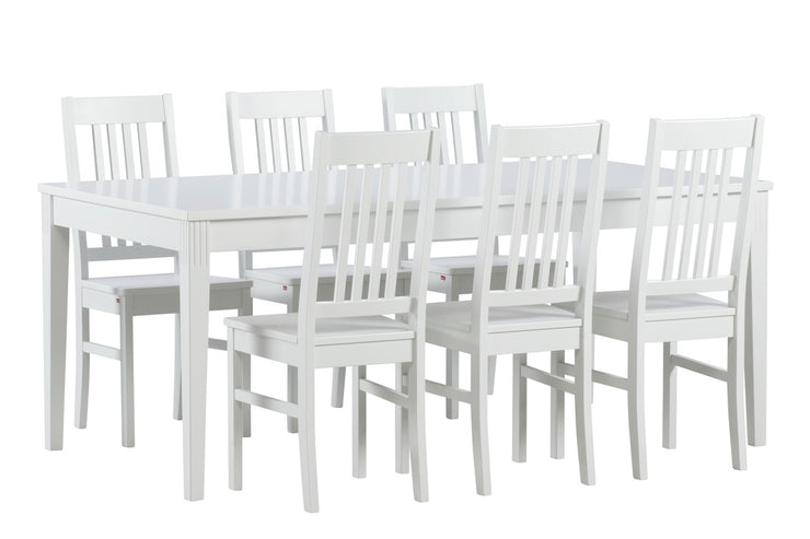 Järvi-pöytä ja Puro-tuolit kokonaan valkoisena.