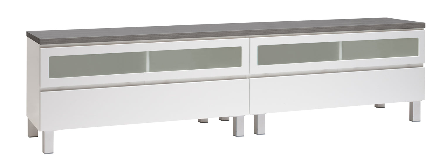 Kuvassa on 220 cm leveä valkoinen Viiva-sarjan tv-taso antrasiitinvärisellä kannella ja hopeanvärisillä alumiinijaloilla.